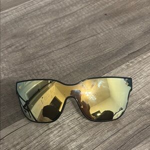 Stylish Black and Gold Sunglasses